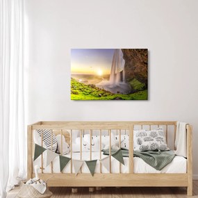 Obraz - Seljalandsfoss spoza vnútra jaskyne (90x60 cm)