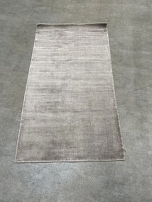 Obsession 80x150 cm POŠKODENÝ Ručne tkaný kusový koberec Maori 220 Silver, šedá, chodba / predsieň