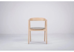 Jedálenská stolička z masívneho dubového dreva so sivým sedadlom Gazzda Muna