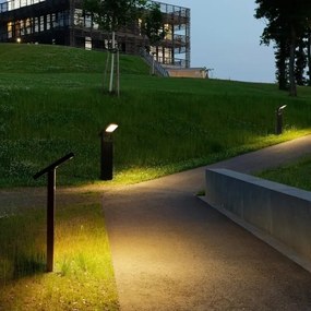 Brilagi - LED solárna lampa SUN SPIKE LED/4W/3,7V 2200 mAh IP44