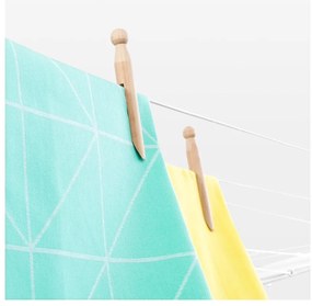 Vonkajší sušiak na bielizeň v striebornej farbe 60 m Lift-o-Matic Advance – Brabantia