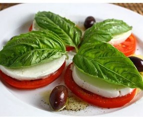 Krájač na paradajky a mozzarellu