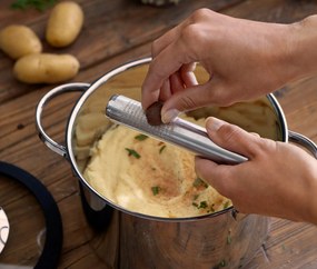 Strúhadlo na muškátové oriešky