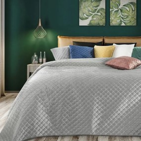 Jednofarebný krásny prešívaný prehoz na posteľ v sivej farbe