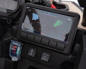 Ramiz Štvorkolka CAN-AM Maverick Čierna