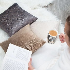 Dekorstudio Zamatová obliečka na vankúš AGNES v krémovej farbe