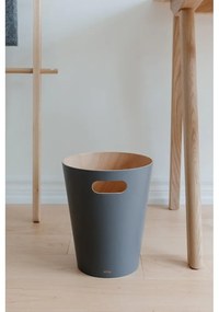 Tmavosivý drevený odpadkový kôš 7,5 l Woodrow – Umbra
