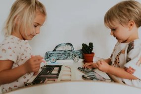 Drevená kriedová tabuľa retro auto Saturn