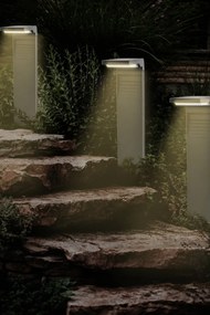 Solárna LED záhradná lampa na záhradný stĺpik so senzorom súmraku