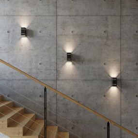 Nástenné svietidlo Blocco, 1x čierne kovové tienidlo