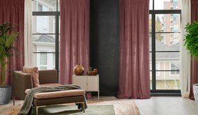 ZATEMŇOVACÍ ZÁVES NA PÁSKE ROSA 135X300 CM STARORUŽOVÁ