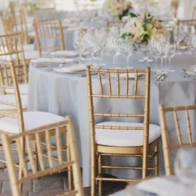 CHIAVARI PLASTIC GOLD PLASTOVÁ SVADOBNÁ STOLIČKA gold