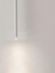 Minimalisticky luster na lanku Stilvi Biela