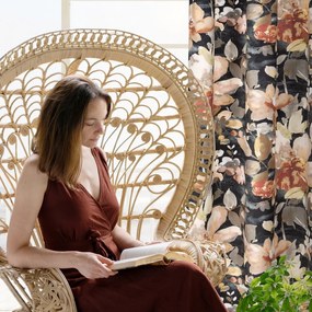 ZATEMŇOVACÍ ZÁVES NA KRÚŽKOCH BETTY 140X250 CM KVETY