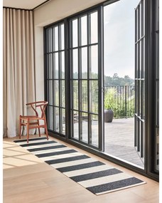 Čierno-biely vnútorný a vonkajší behúň 70x225 cm Bob Black Vanilla – Pappelina