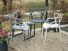Béžová plastová stolička KATO