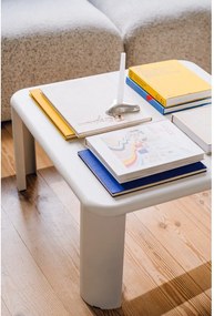 Kovový svietnik Mis – noo.ma