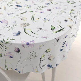 Biante Bavlnený oválny obrus Sandra SA-391 Lúčne kvietky s motýlikmi 80x120 cm