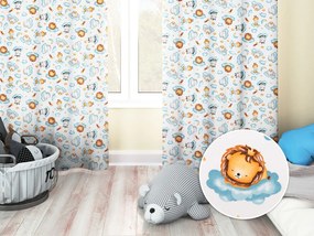 Biante Detský bavlnený záves Sandra SA-693 Africké zvieratká na modrých obláčikoch na bielom 150x200 cm