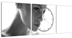 Obraz - Čiernobiely portrét ženy (s hodinami) (90x30 cm)
