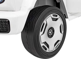 Ramiz Mercedes Benz EQG biely