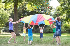 Motorický padák s loptičkami