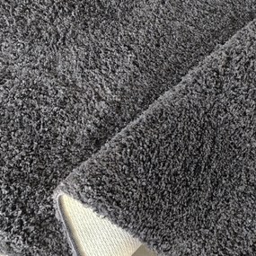 DY Moderný antracitový shaggy koberec Rozmer: 200x290 cm