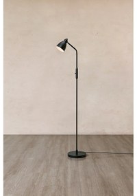 Matne čierna stojacia lampa s kovovým tienidlom (výška 143 cm) Story – Markslöjd