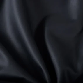 Biante Obdĺžnikový bavlněný saténový ubrus ST-019 Čierny 140x220 cm
