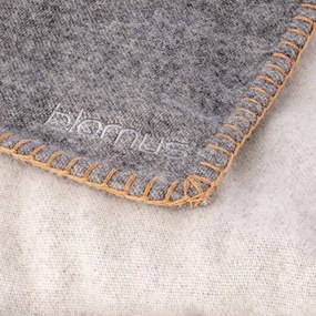 Sivá deka s prímesou vlny 145x200 cm Ahwi – Blomus