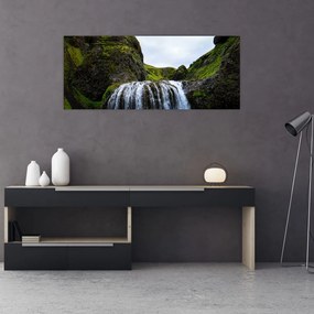Obraz útesu s vodopádom (120x50 cm)
