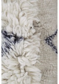 Biely vlnený taburet Berber Soul – Lorena Canals