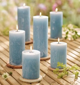 Ib Laursen Okruhlá sviečka Rustic Dusty Blue 14 cm