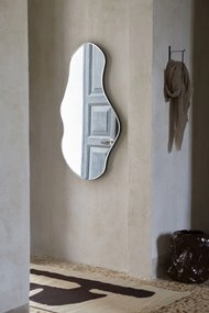 Ferm Living Dizajnové nástenné zrkadlo Pond Brass – large
