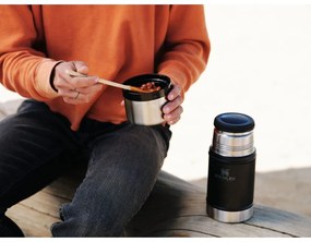 Čierna termoska na jedlo z nehrdzavejúcej ocele 700 ml Legendary Classic Black – Stanley