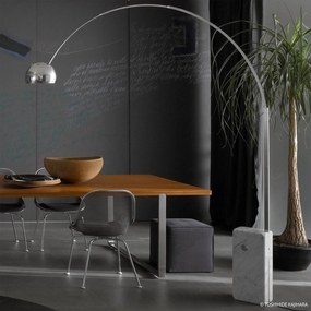 FLOS Arco – revolučná oblúková LED lampa