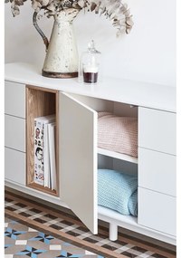 Krémovobiela komoda 180x76x40 cm Corvo – Teulat