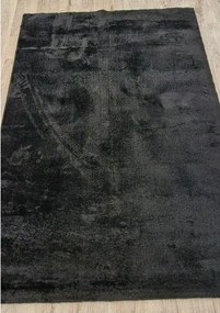 Čierny huňatý koberec Plush Deluxe – vysoký vlas 30 mm Rozmer: 50x80 cm