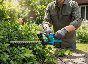 CH Aku záhradné nožnice na živý plot  48 cm / 21 V