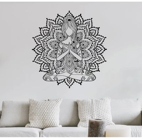 Meditačná žena s mandalovým pozadím| SENTOP PR0511