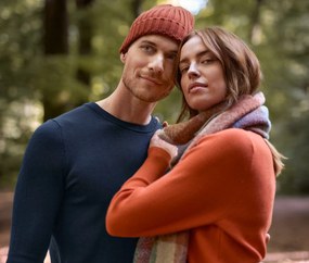 Pulóver z vlny merino, v námorníckej modrej