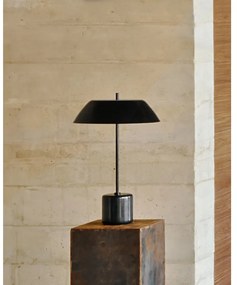 Čierna mramorová stolová lampa s kovovým tienidlom (výška 58 cm) Sayra – Kave Home