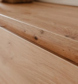 TV skrinka Korsika, dub artisan