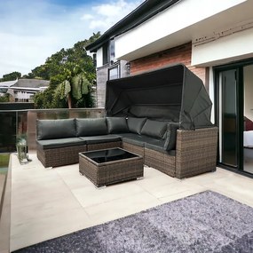 Modulárny ratanový nábytok s tienidlom v hnedej farbe