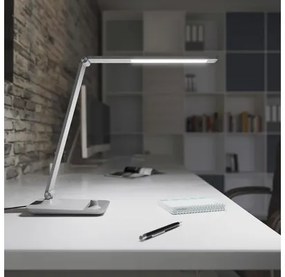 LED stolová lampa Panlux Master 10W 500lm 3000-5000K s integrovanou bezdrôtovou nabíjačkou 5V/1A, biela