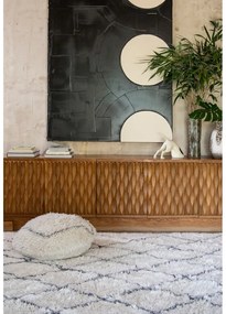 Biely vlnený taburet Berber Soul – Lorena Canals