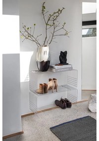 Kovová nástenná knižnica v lesklej striebornej farbe 70x30 cm Wire – Mette Ditmer Denmark