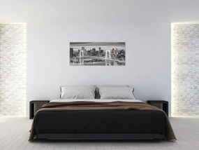 Obraz - Veľkomesto so žltou vežou (120x50 cm)