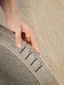 Koberec Elle Decoration Puristic Knots svetlobéžový kruh