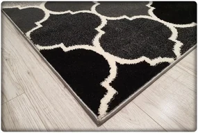 Dekorstudio Moderný koberec SUMATRA - Čierny marocký vzor Rozmer koberca: 80x150cm